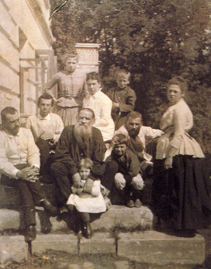 Léon Nikolaïevitch Tolstoï et sa famille